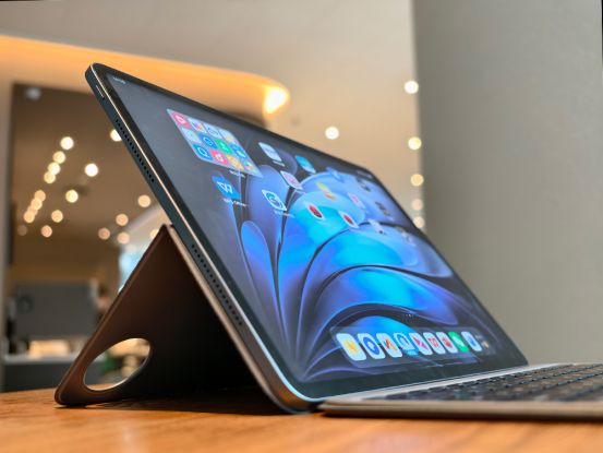 13英寸遇上极致轻薄如何做到娱乐办公双满分？澳门新葡京vivo Pad5 Pro体验：当(图12)