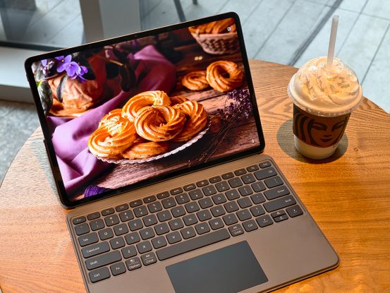13英寸遇上极致轻薄如何做到娱乐办公双满分？澳门新葡京vivo Pad5 Pro体验：当(图11)